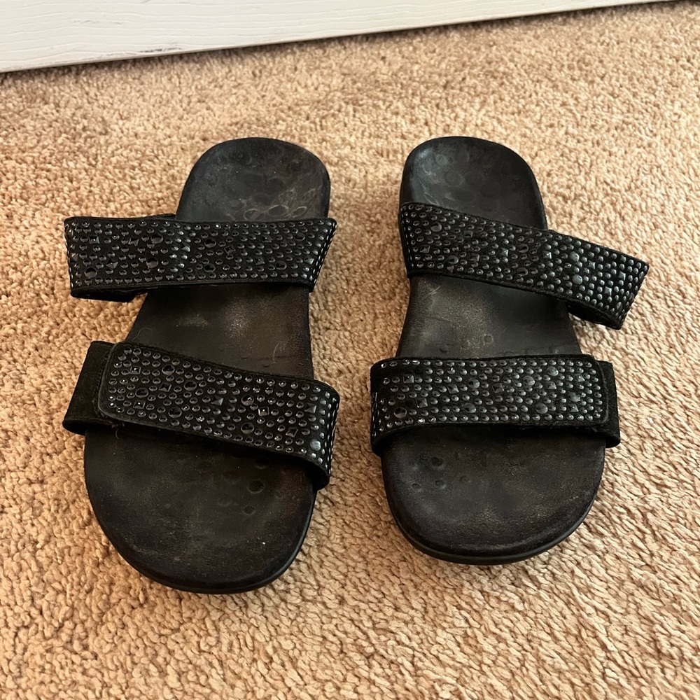 Vionic sandals